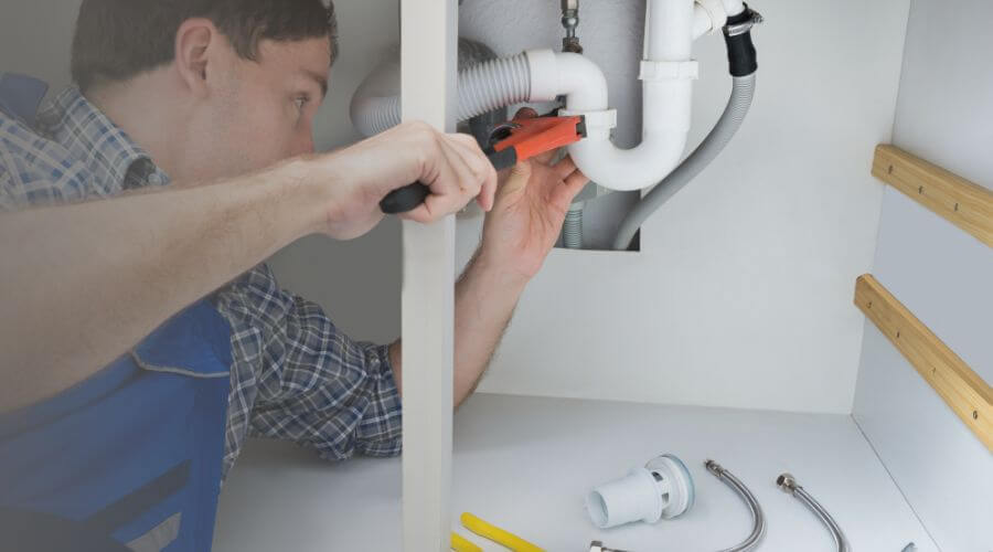 Local expert plumbing services in Fort Madison, IA